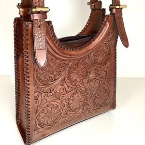 NWT Vilenca Holland Handcrafted Hand Tooled Leather Shoulder Bag Handbag Tote